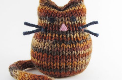 Knitting of cats