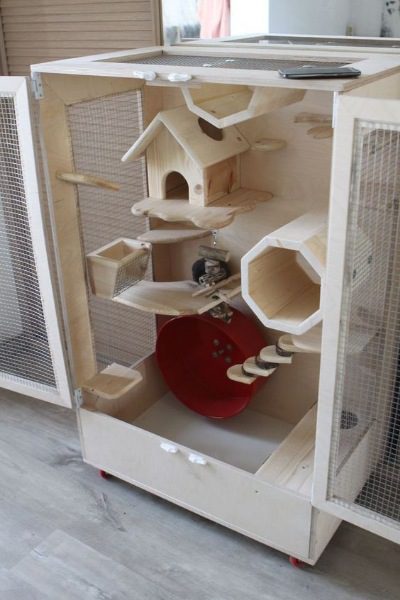 DIY chinchilla cage - step by step instructions with drawings and photos